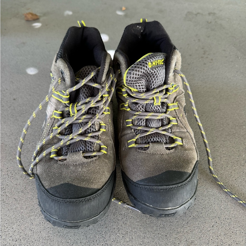Hi-Tex Hiking Boots, Size 4